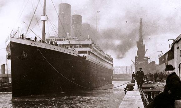 titanic-at-southampton