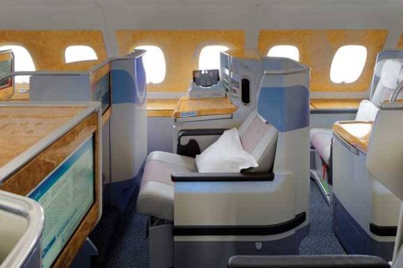 680_Emirates_A380_Busine