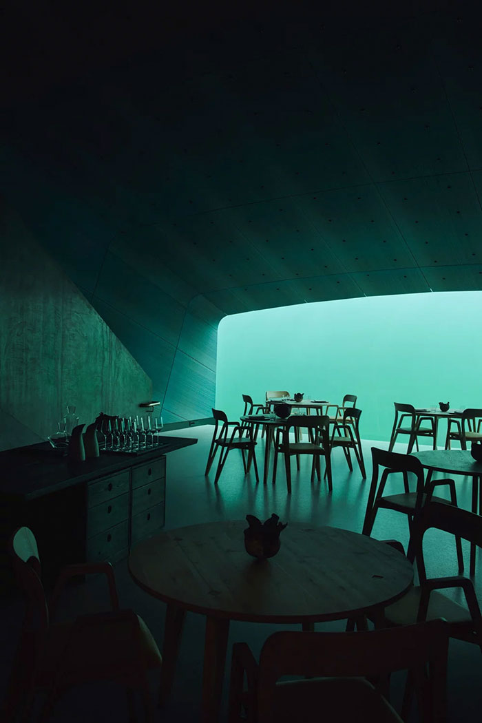 underwater_restaurant_under_snohetta_norway_008